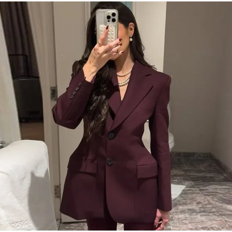 BLAZER CON HOMBRERAS Y SOLAPA