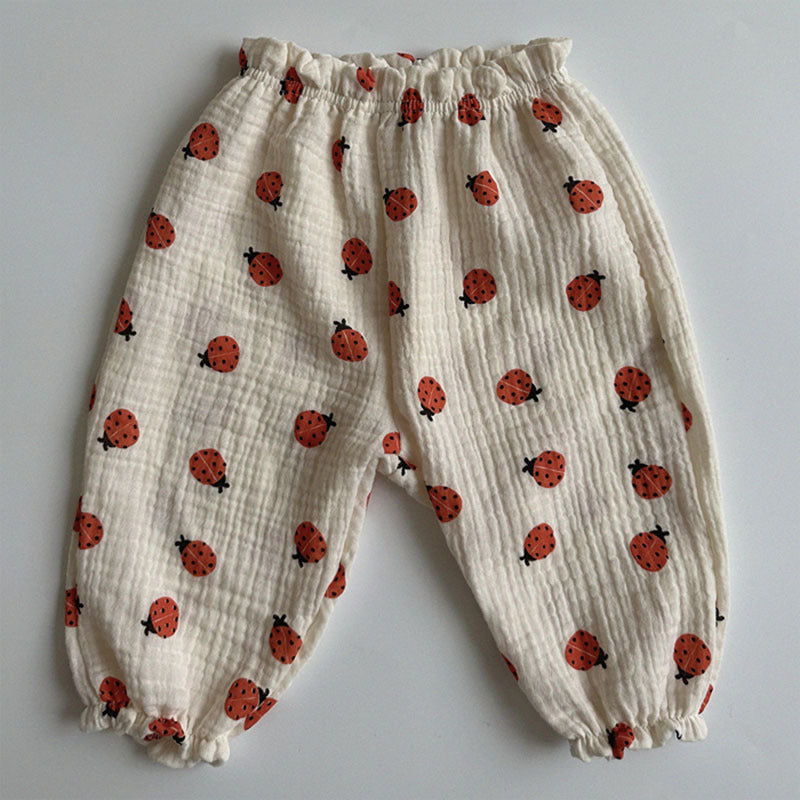 PANTALONES FINOS CON ESTAMPADO