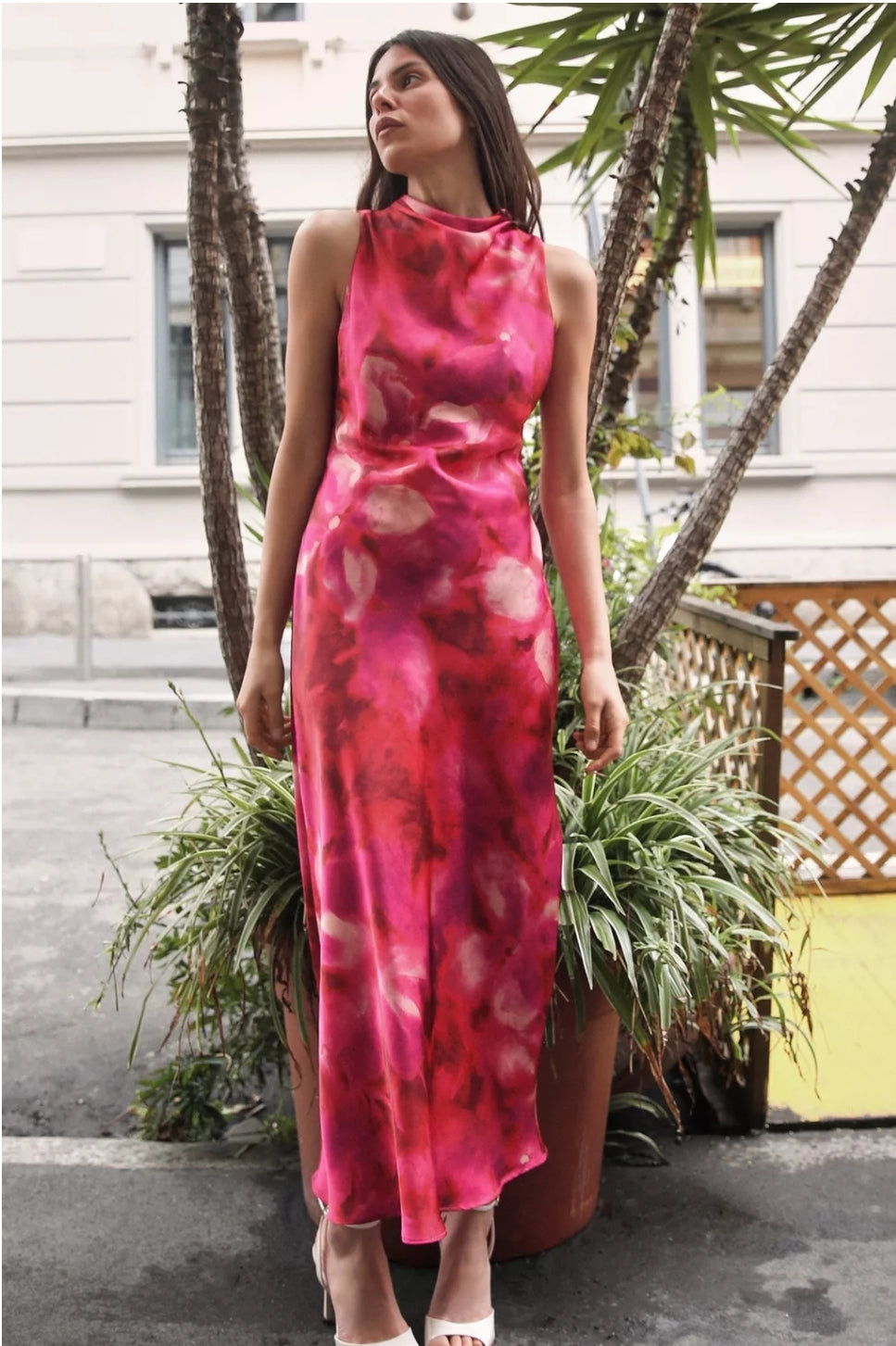 VESTIDO MIDI ESTAMPADO SIN MANGAS