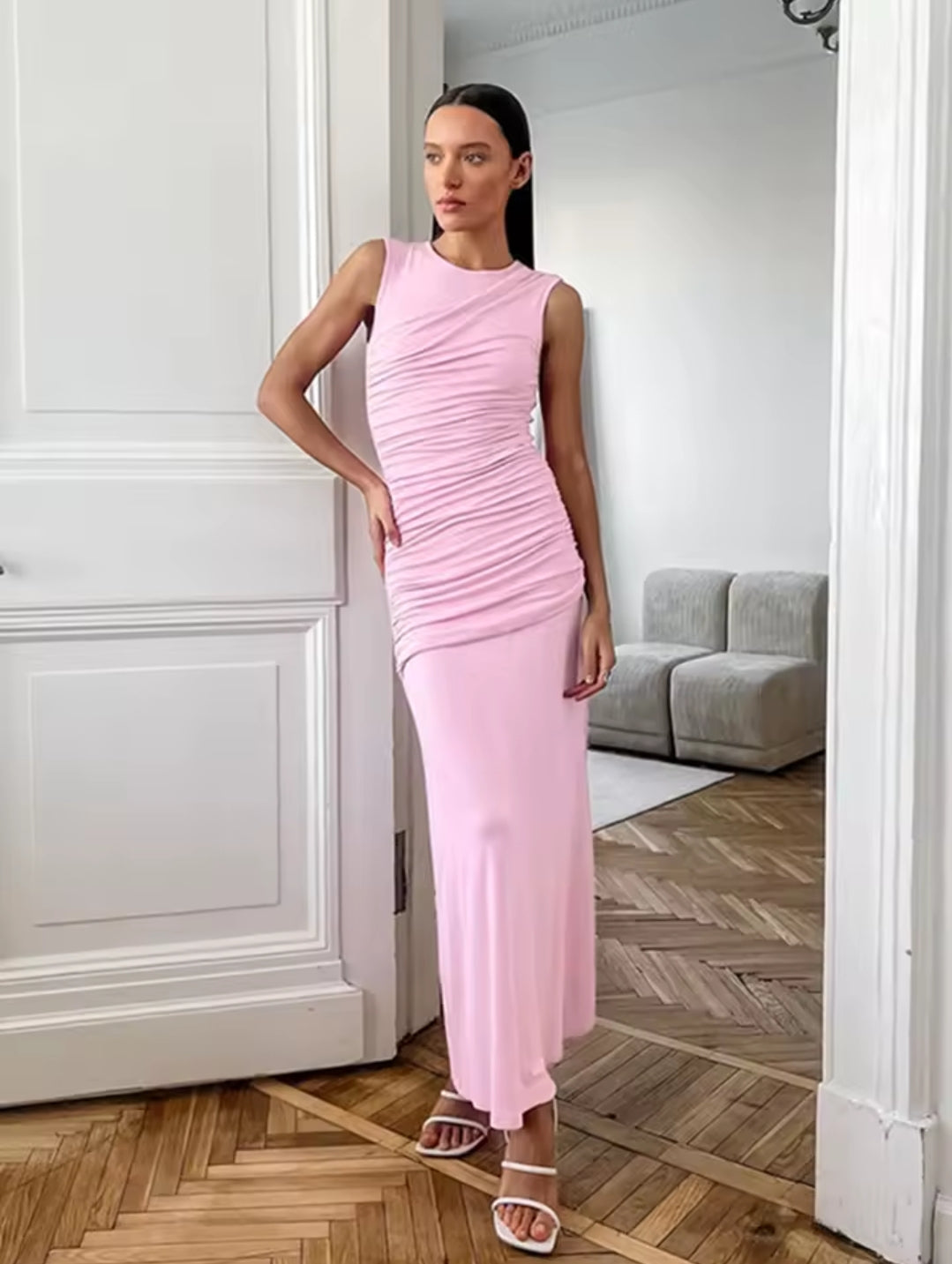 VESTIDO LARGO SIN MANGAS DETALLE DRAPEADO
