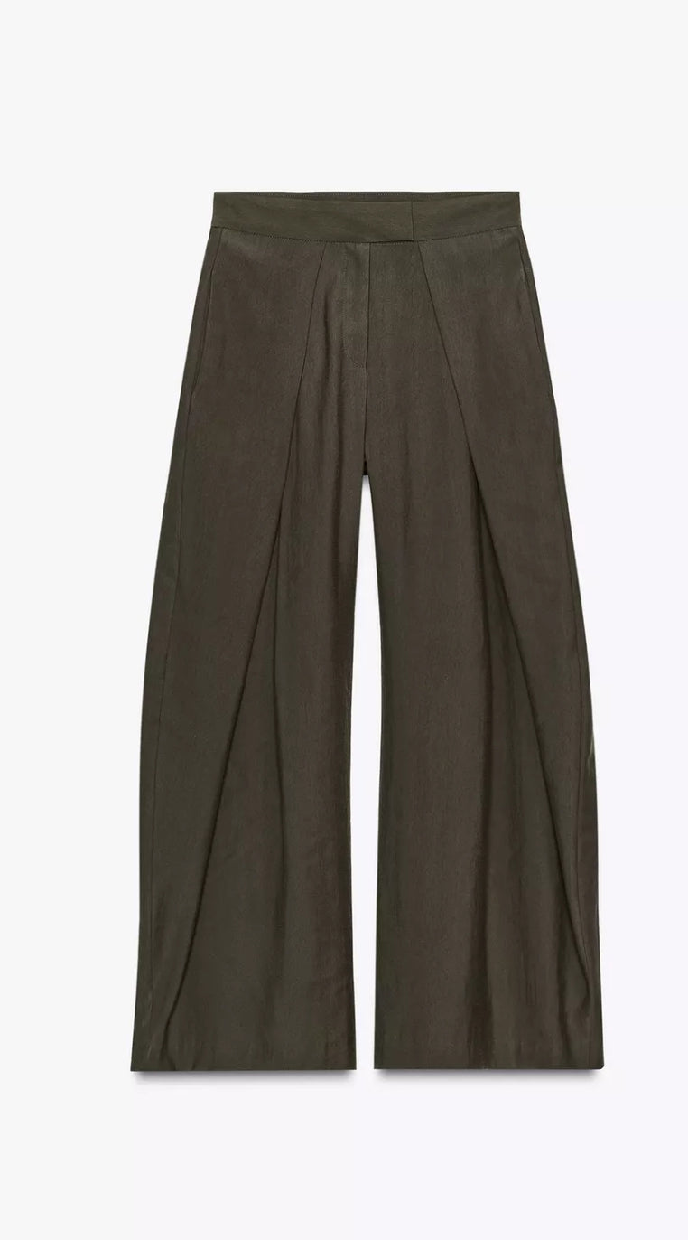 PANTALÓN PLIEGUES DELANTEROS