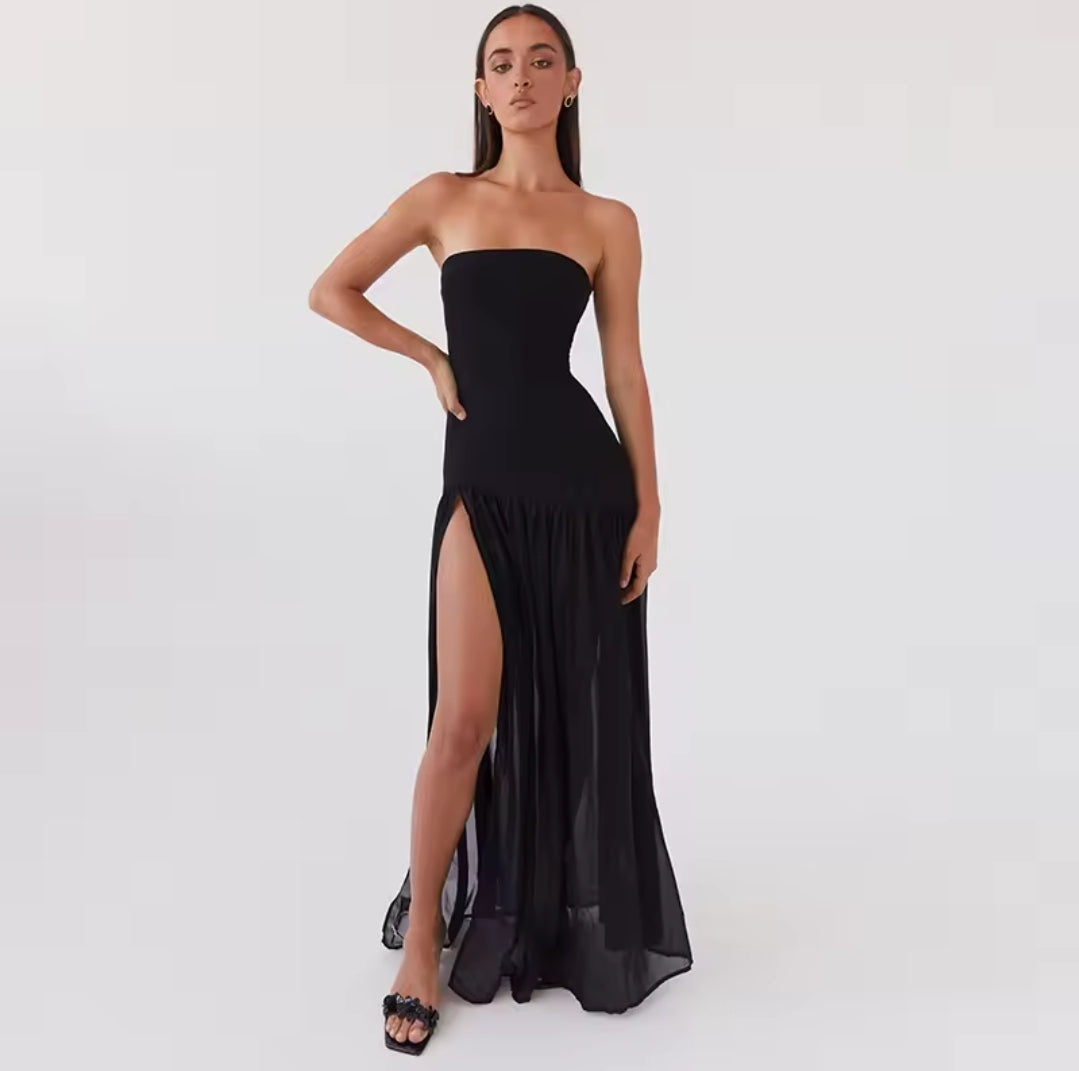 VESTIDO SIN MANGAS CON ACABADO PLISADO