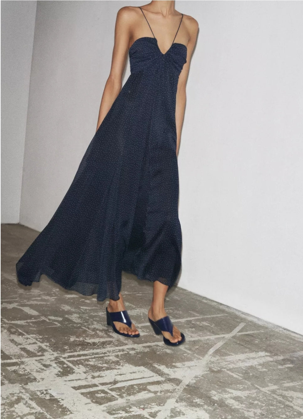 VESTIDO LUNARES MIDI