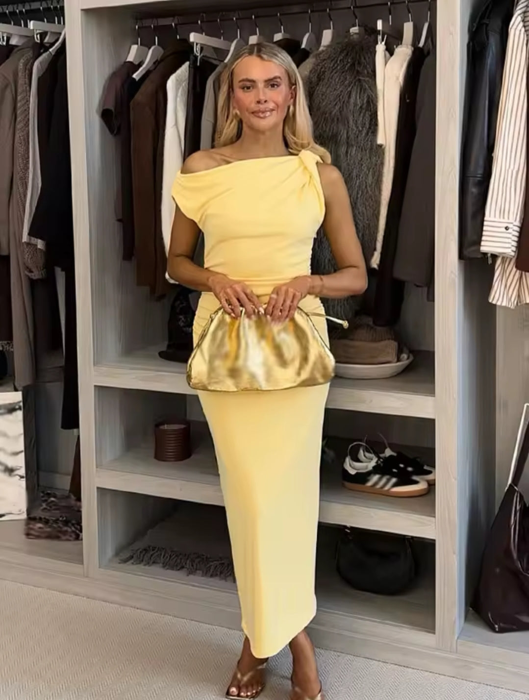 VESTIDO MIDI ASIMÉTRICO