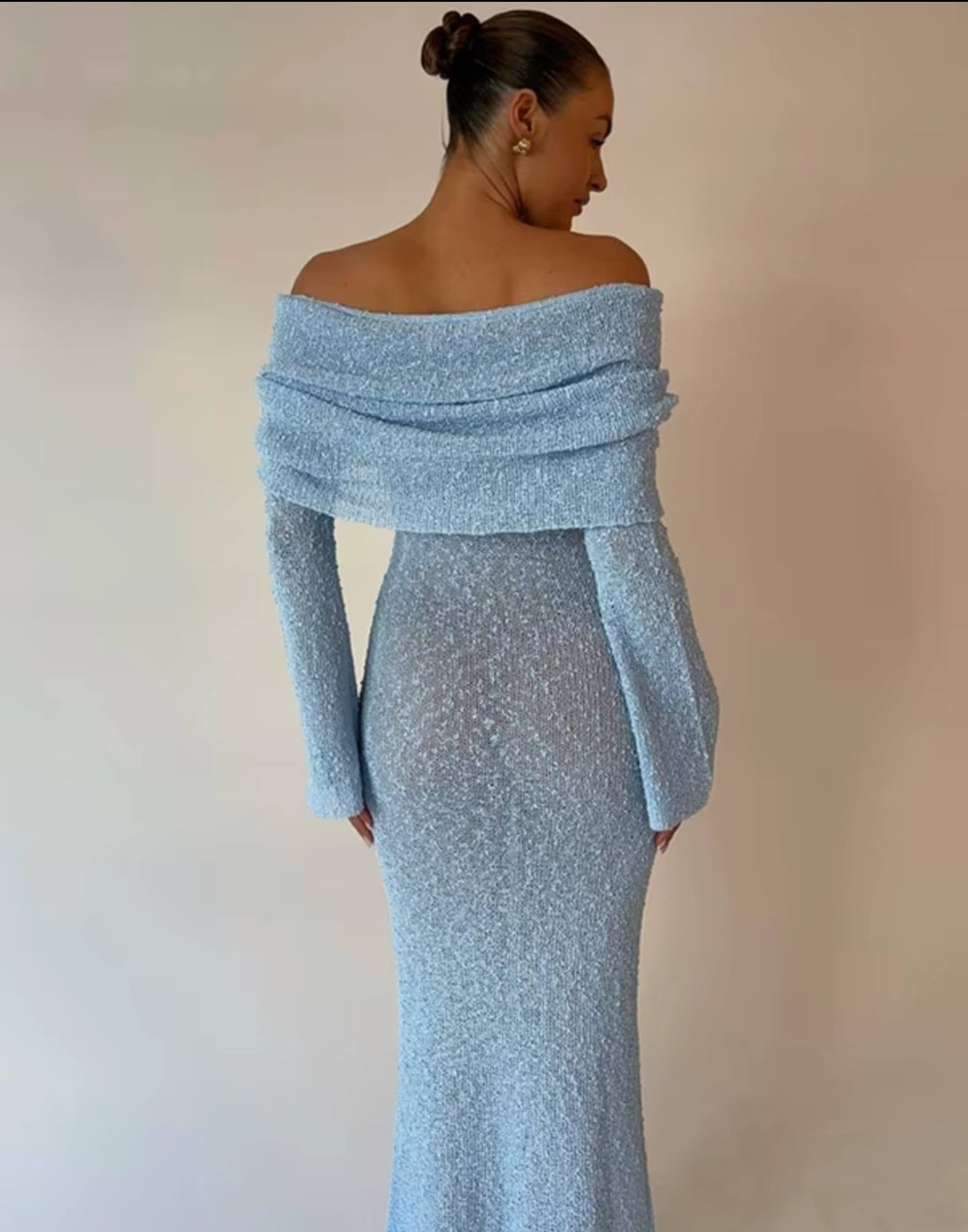 VESTIDO DE PUNTO SUELTO