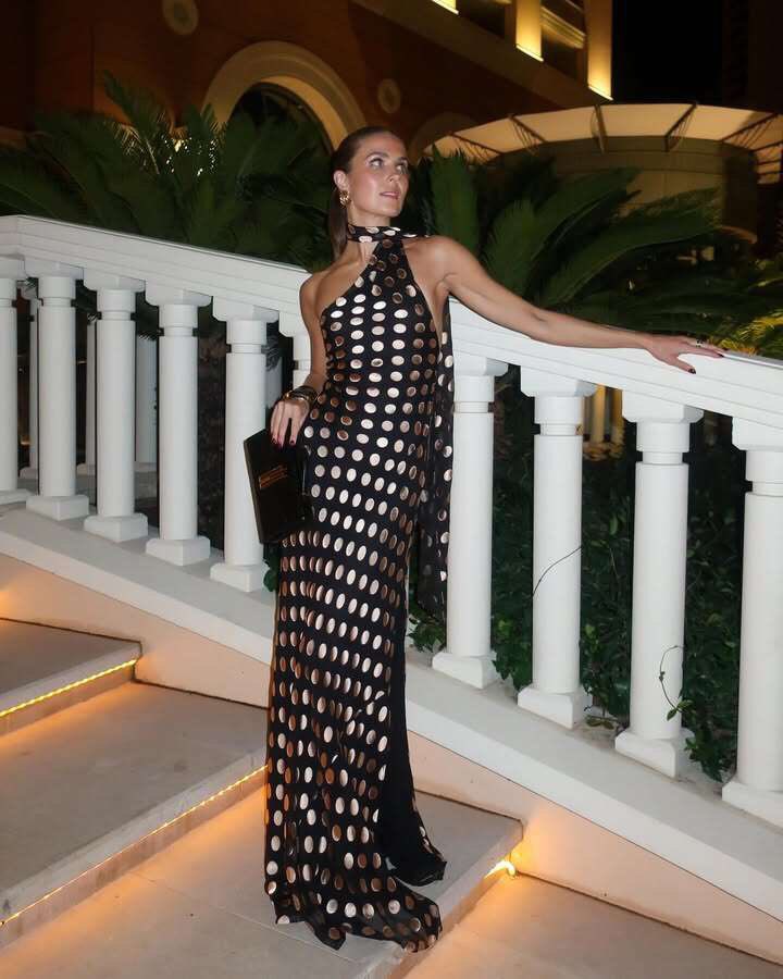 VESTIDO LUNARES CUELLO HALTER
