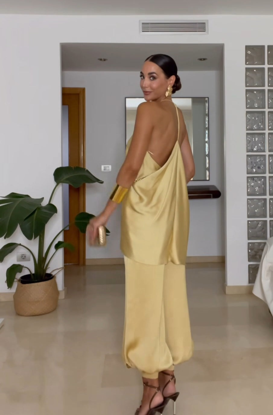 CONJUNTO SATÉN DORADO