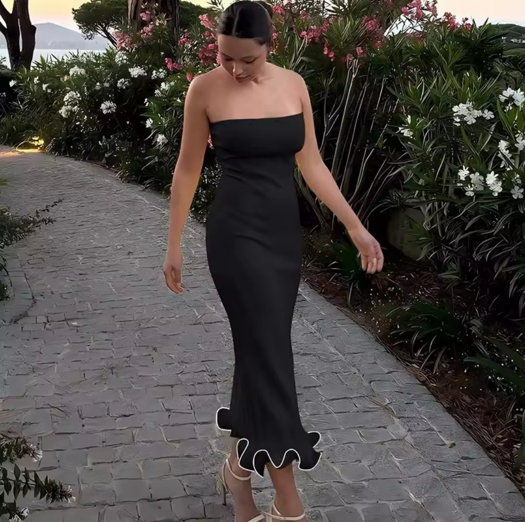 VESTIDO PALABRA DE HONOR CON VOLANTE