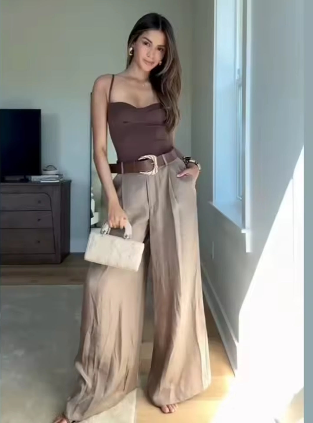 PANTALON MARRON PIERNA ANCHA