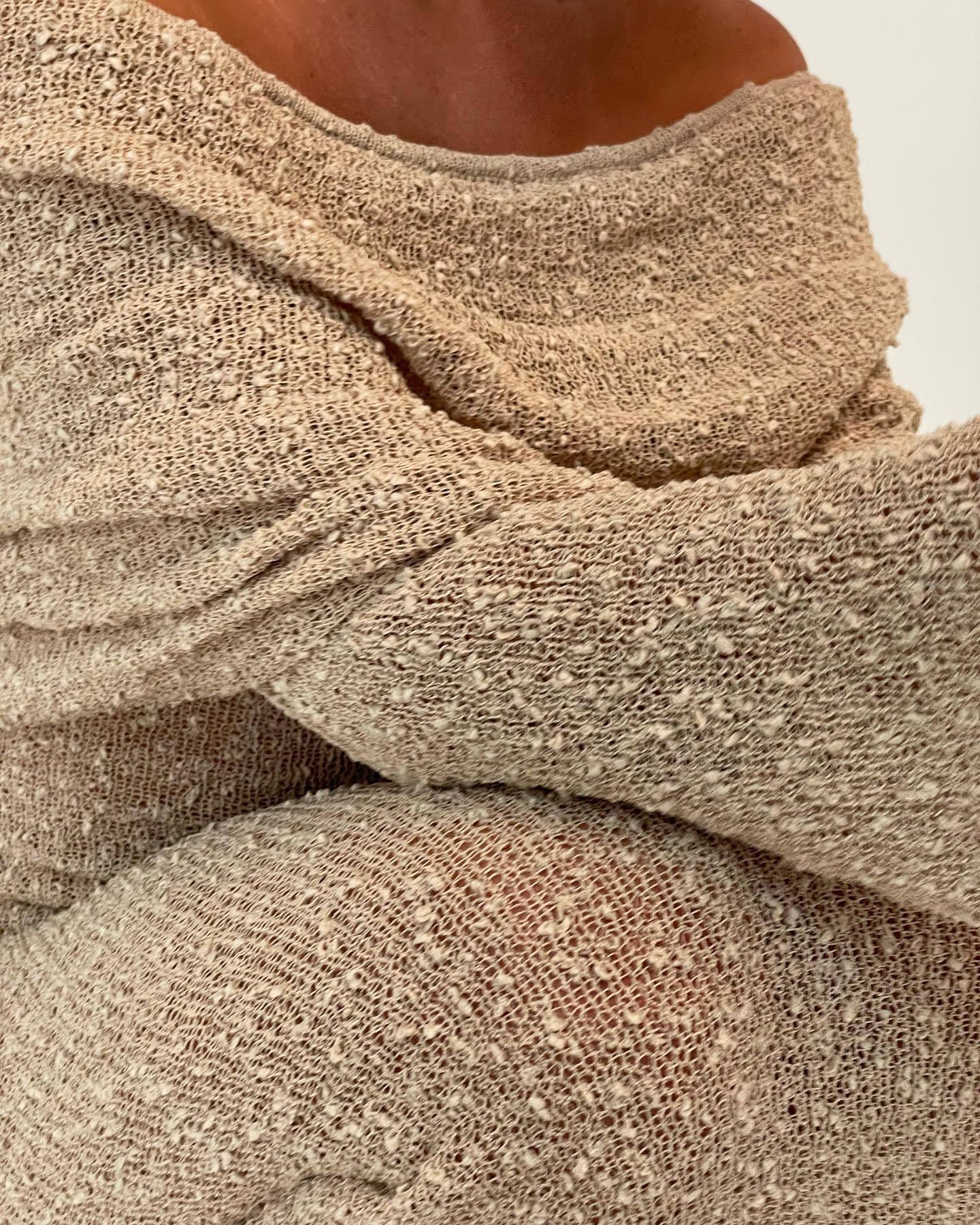 VESTIDO DE PUNTO SUELTO