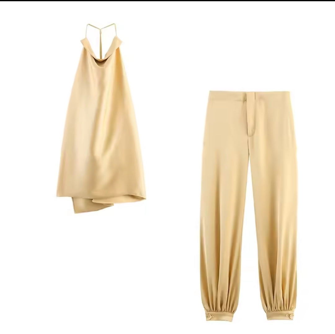CONJUNTO SATÉN DORADO