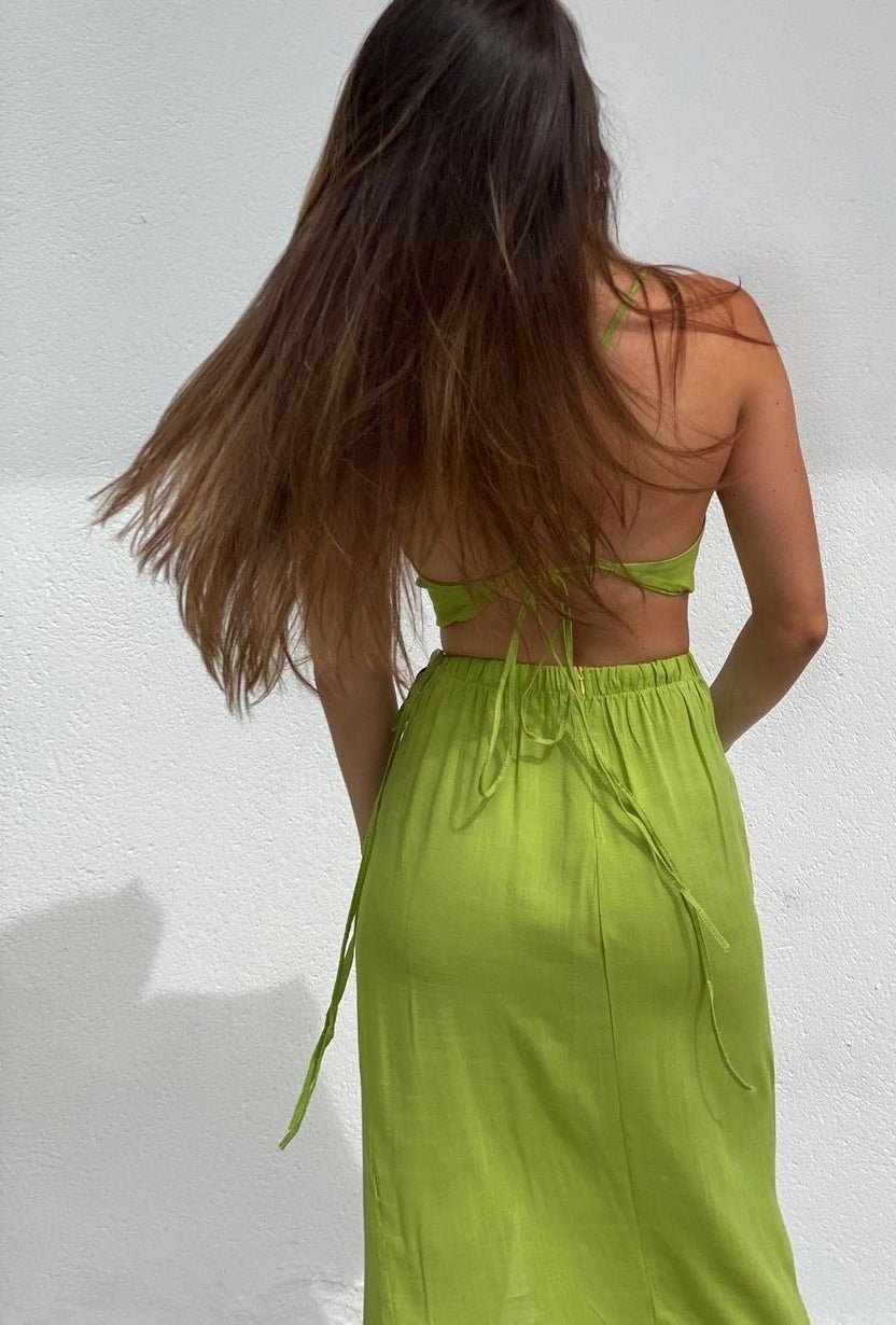 TOP VERDE LINO ESPALDA DESCUBIERTA