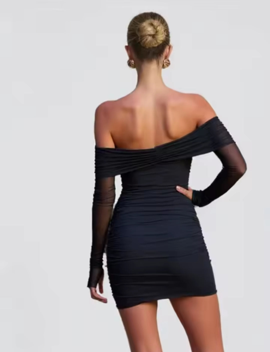 VESTIDO ABALORIOS DORADOS