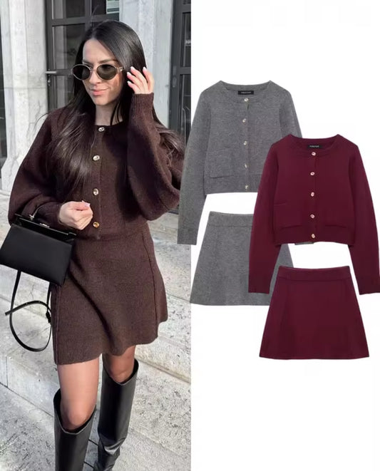 CONJUNTO DE PUNTO CÁRDIGAN Y FALDA