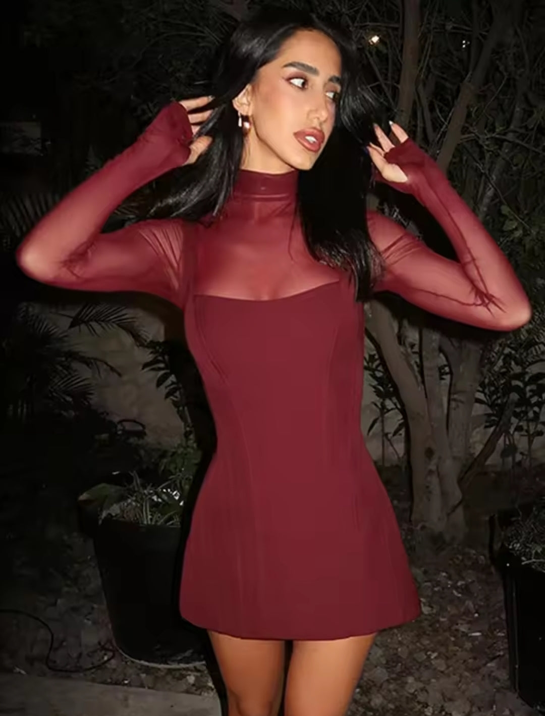 VESTIDO CORTO BURDEOS MANGAS TRANSPARENTES