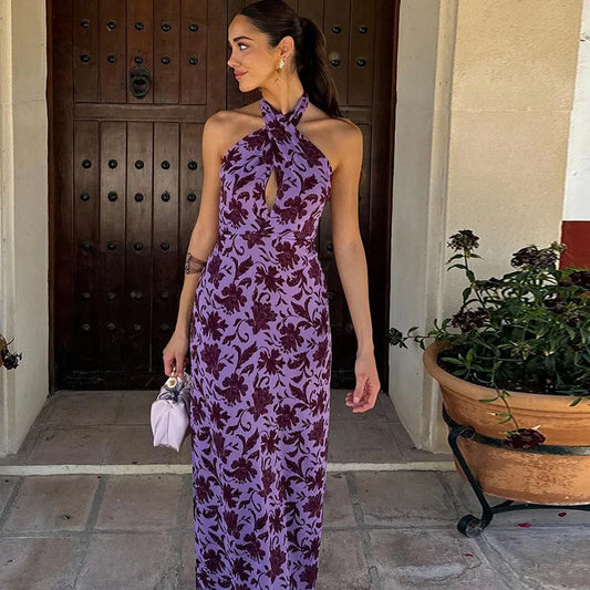 VESTIDO MORADO DE ESPALDA DESCUBIERTA Y CUELLO HALTER