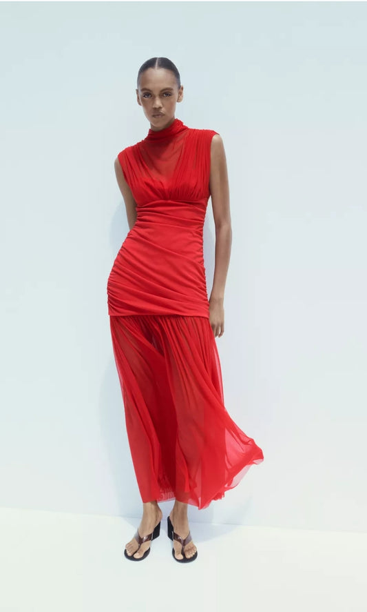 VESTIDO MIDI ROJO ACABADO EN TUL