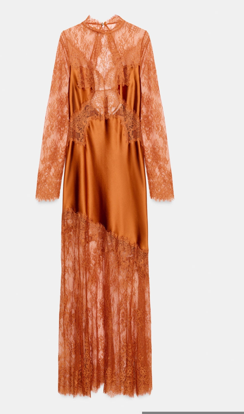 VESTIDO NARANJA LENCERO Y SATINADO