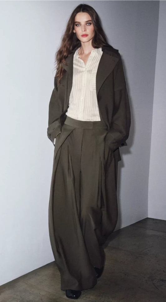 PANTALÓN PLIEGUES DELANTEROS