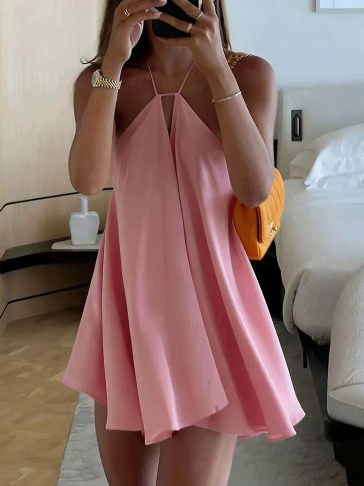 VESTIDO SATINADO CON VUELO