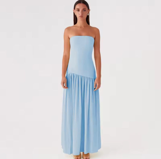 VESTIDO SIN MANGAS CON ACABADO PLISADO